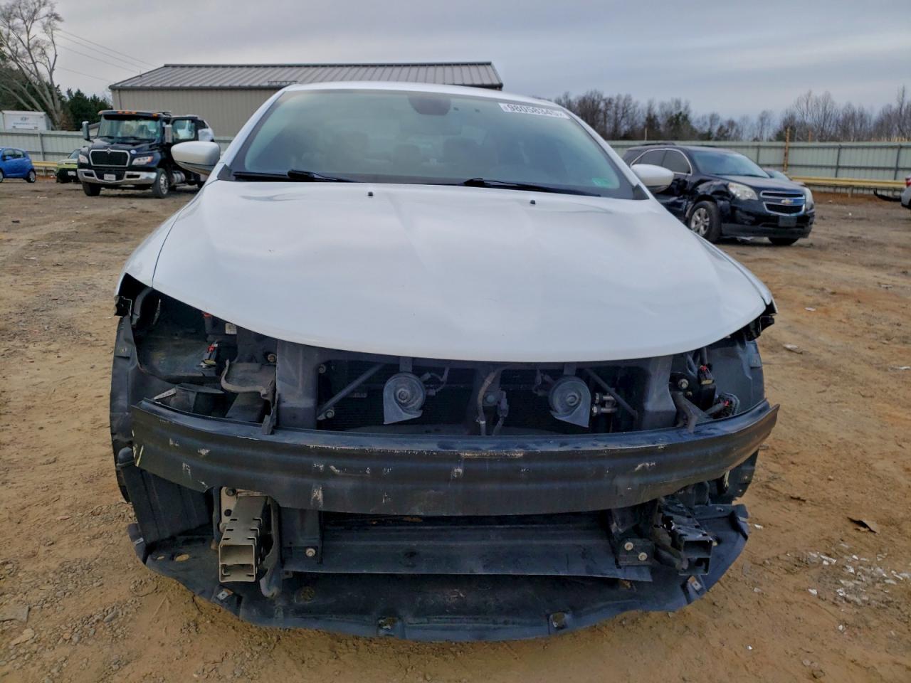 2015 CHRYSLER 200 LIMITED photo 5