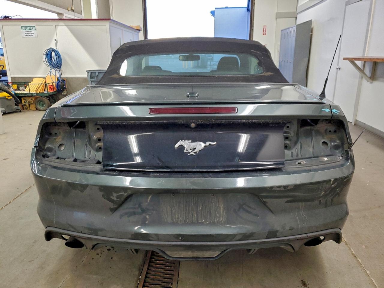 2015 FORD MUSTANG photo 6