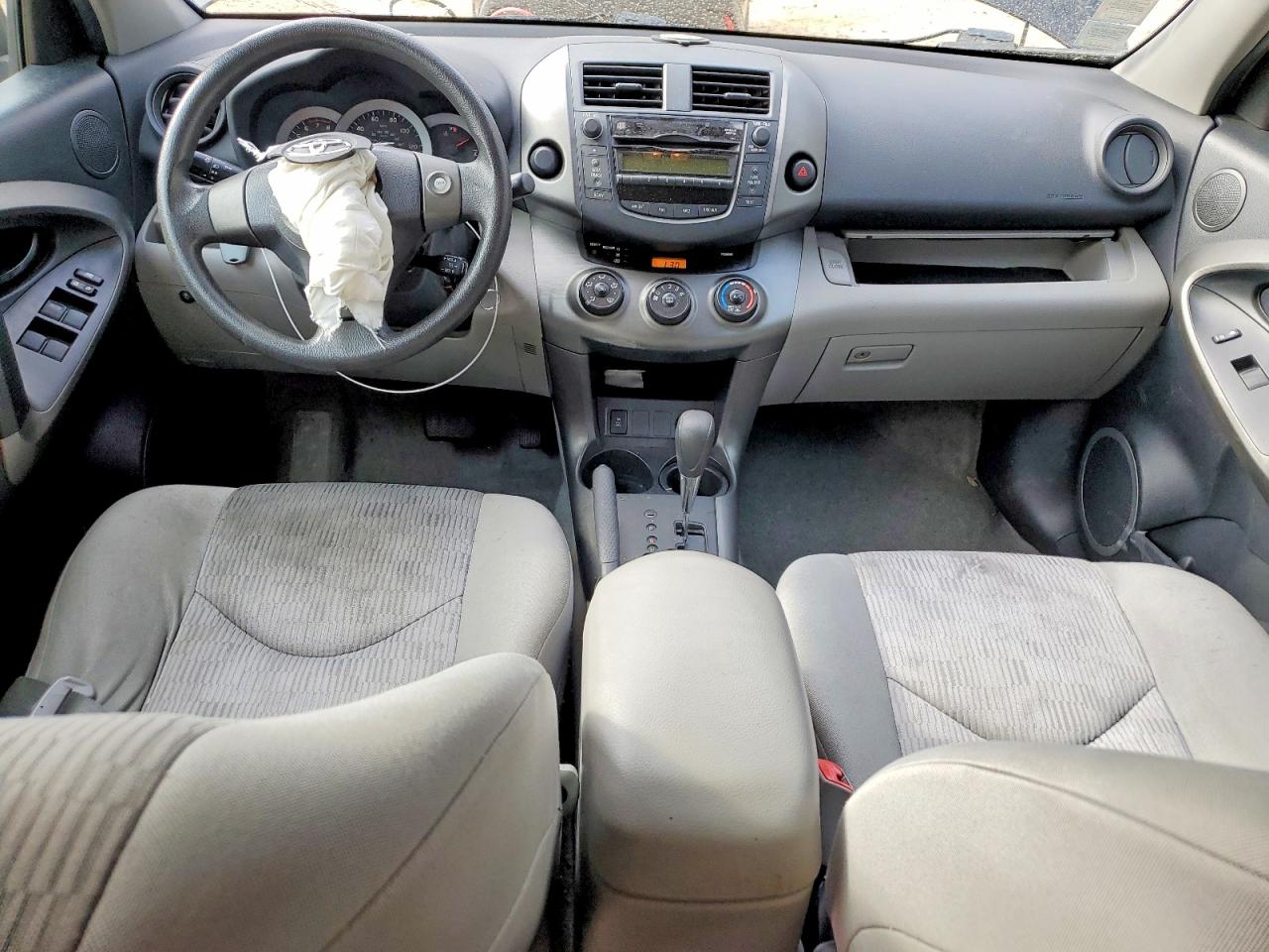 2011 TOYOTA RAV4 photo 15