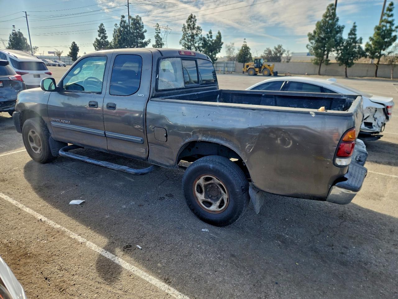 2003 TOYOTA TUNDRA photo 3