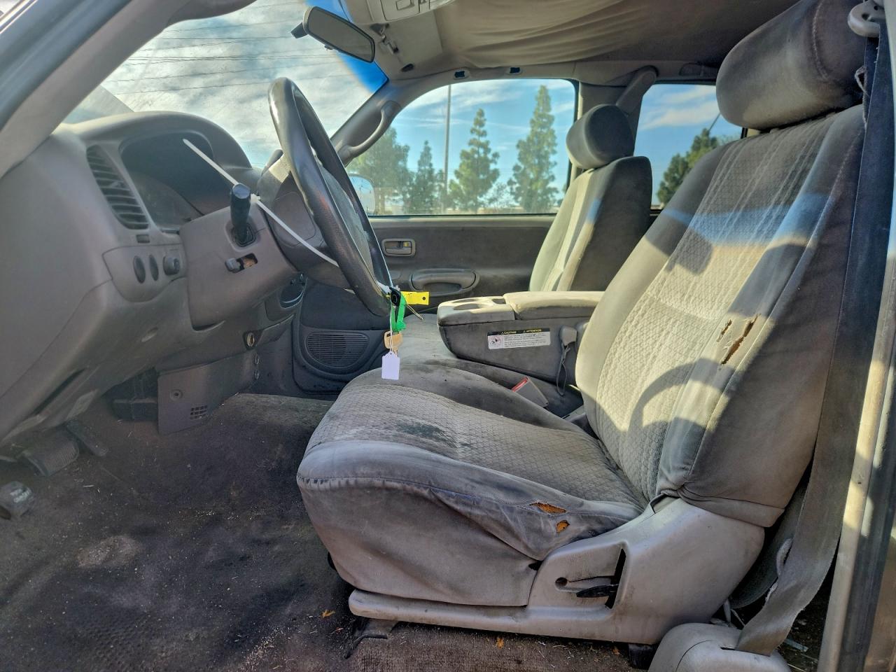 2003 TOYOTA TUNDRA photo 13