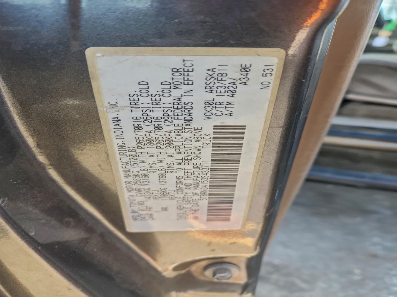 2003 TOYOTA TUNDRA photo 23