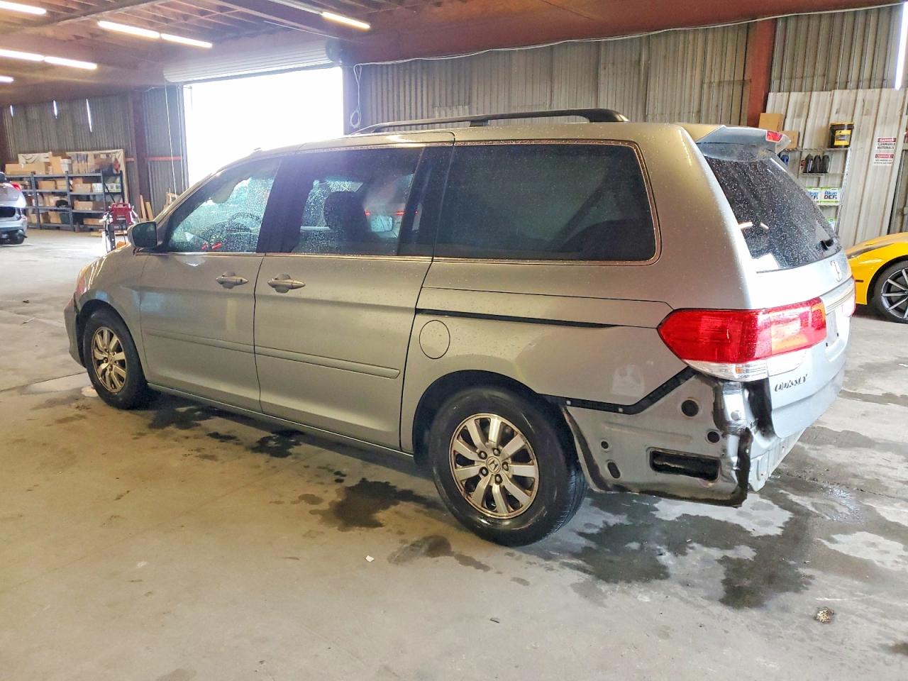 2010 HONDA ODYSSEY EX photo 2