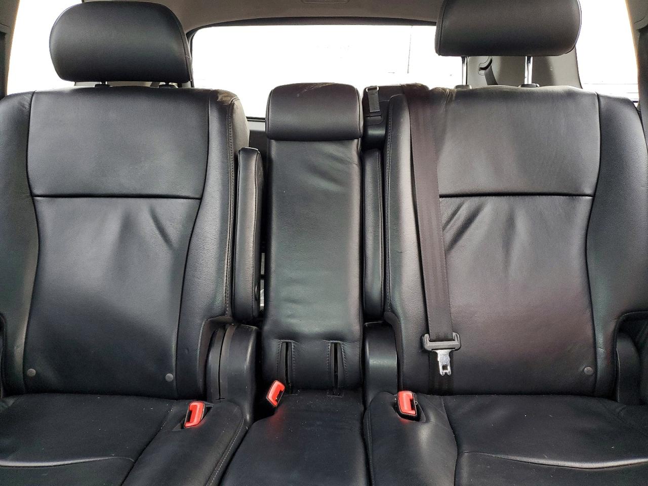 2012 TOYOTA HIGHLANDER BASE photo 10