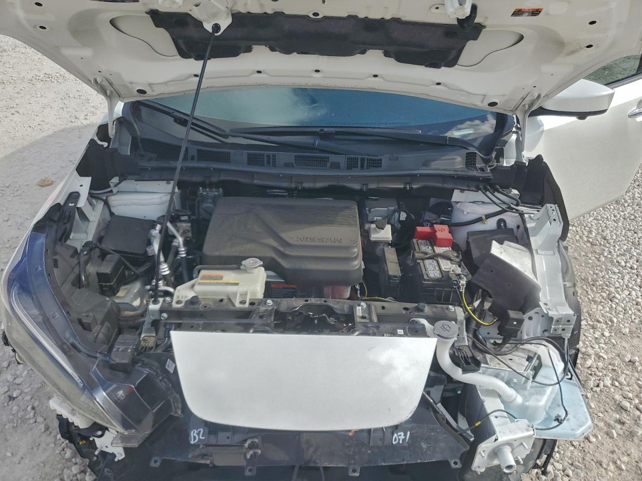 2023 NISSAN LEAF SV PLUS photo 11