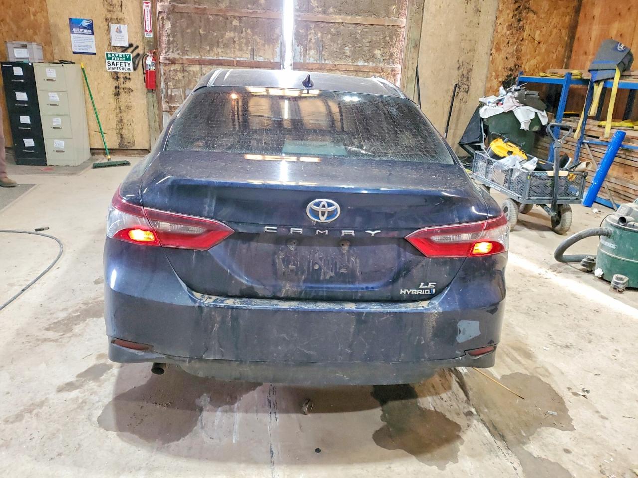 2021 TOYOTA CAMRY LE photo 11