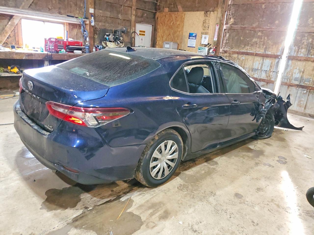2021 TOYOTA CAMRY LE photo 5