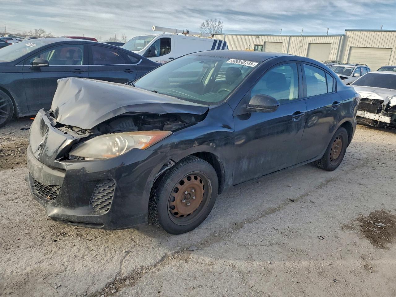2013 MAZDA 3