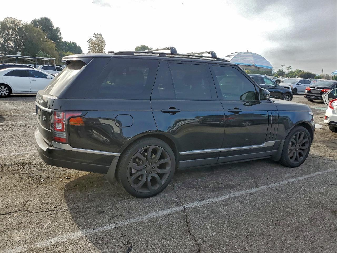 2014 LAND ROVER RANGE ROVER SUPERCHARGED photo 3