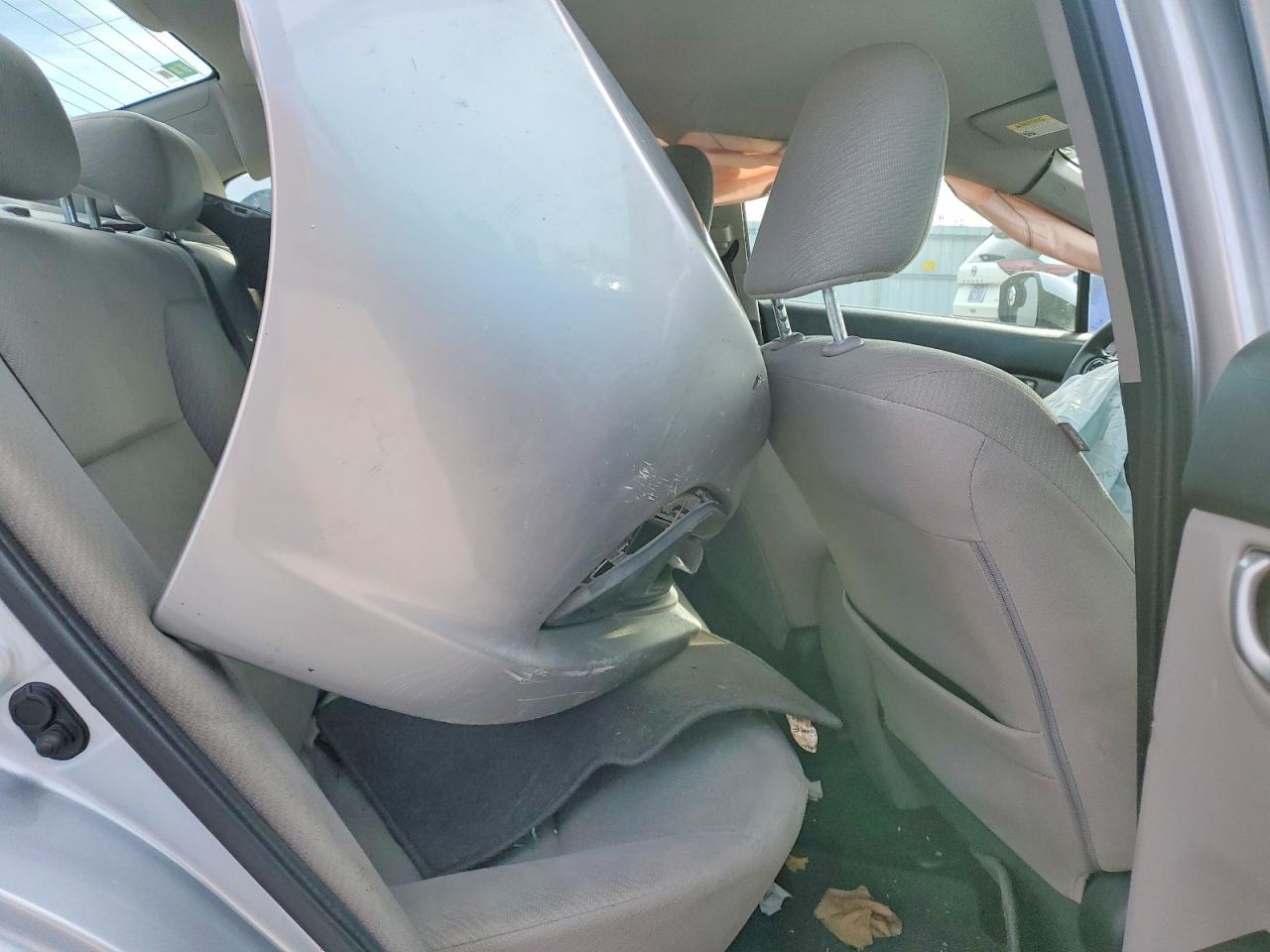 2013 HONDA CIVIC LX photo 10