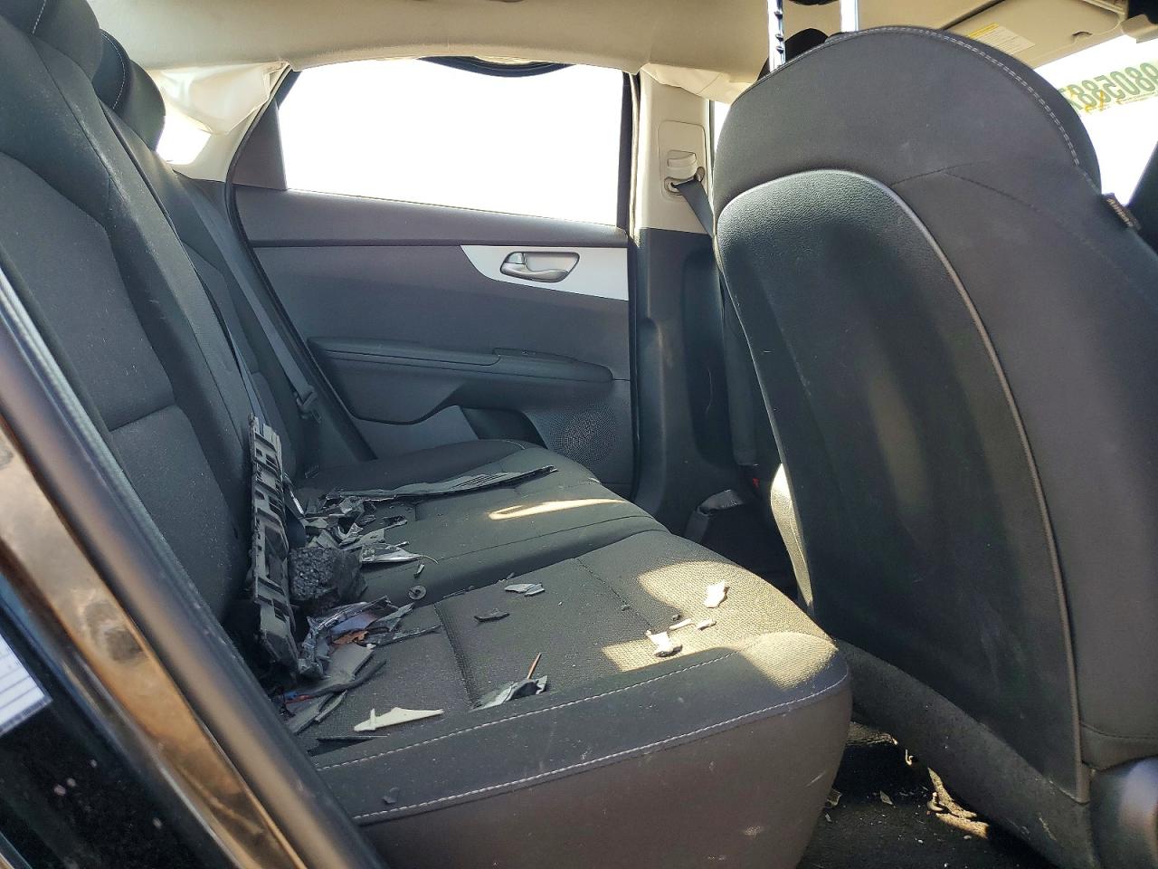 2023 KIA FORTE LX photo 28