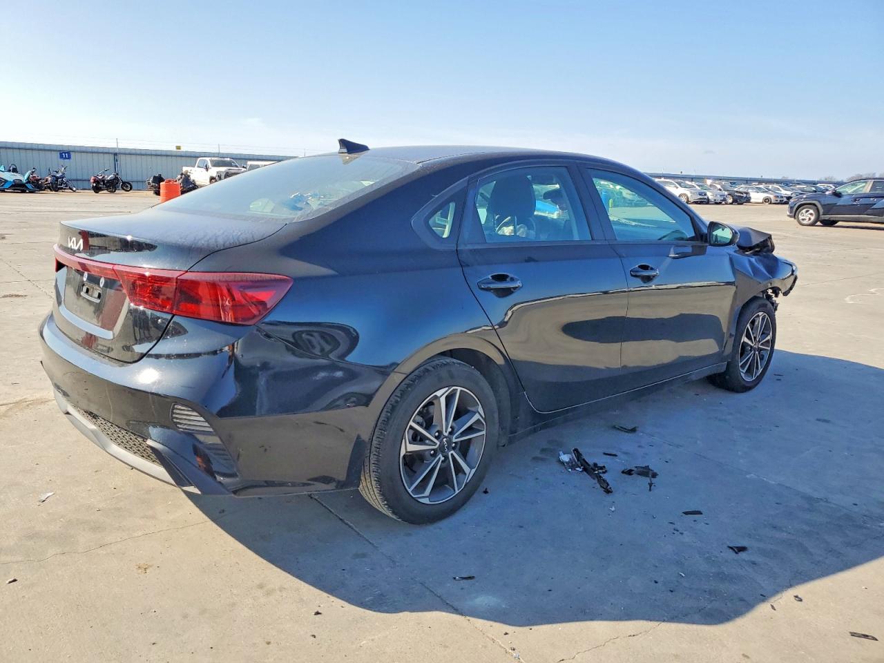 2023 KIA FORTE LX photo 7