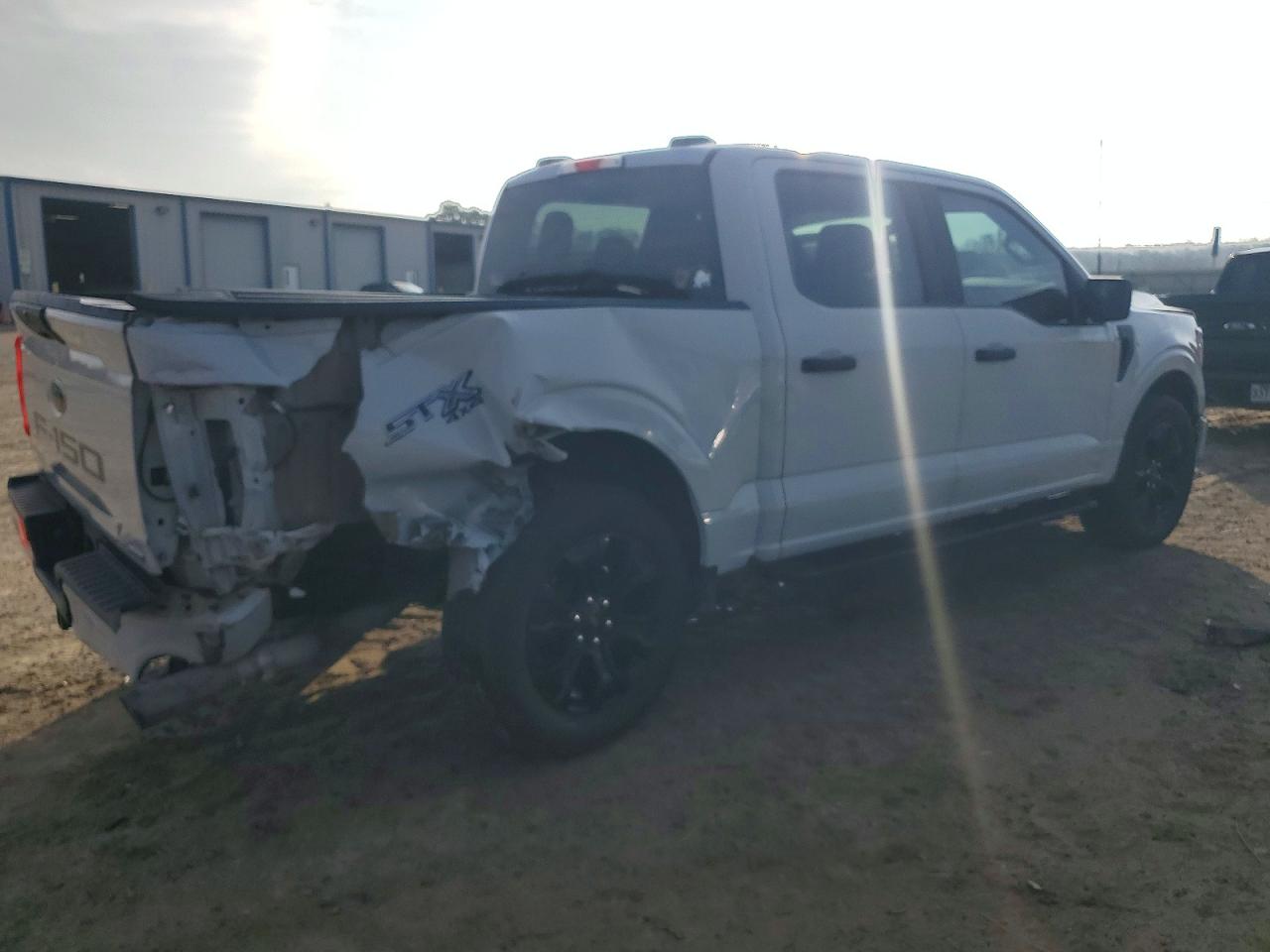 2023 FORD F150 SUPERCREW photo 3