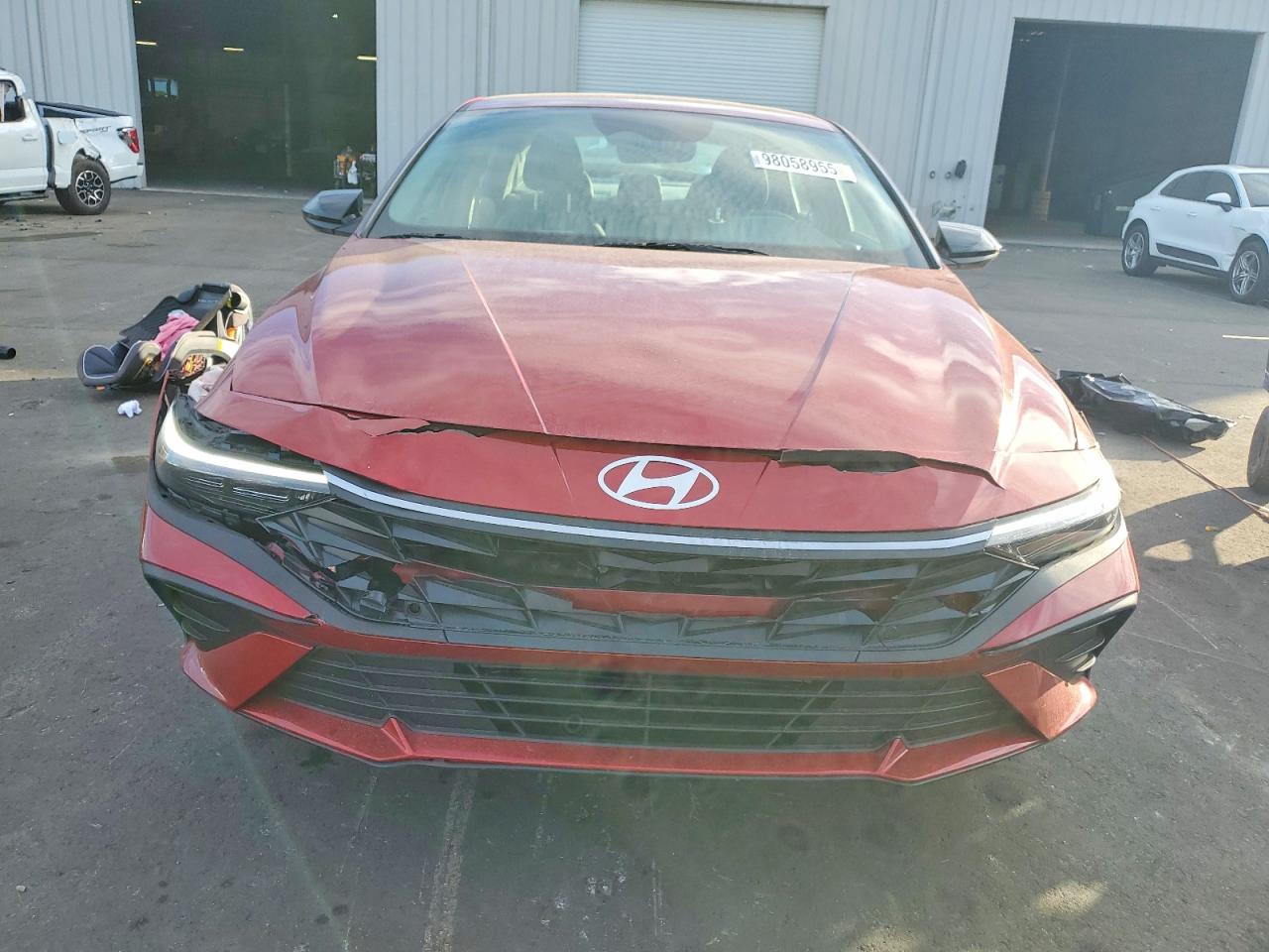 2025 HYUNDAI ELANTRA SEL SPORT photo 5