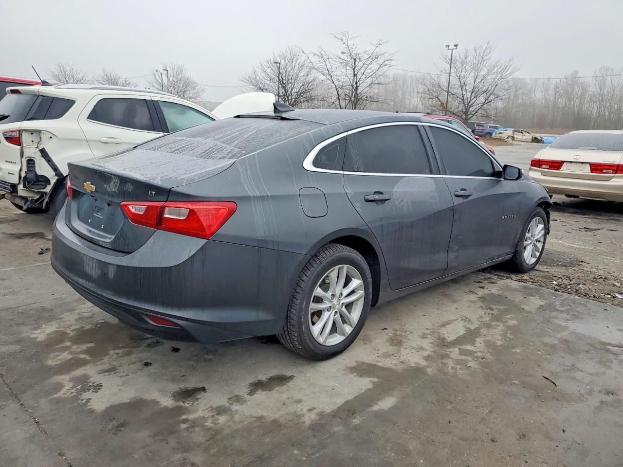 2018 CHEVROLET MALIBU LT photo 3