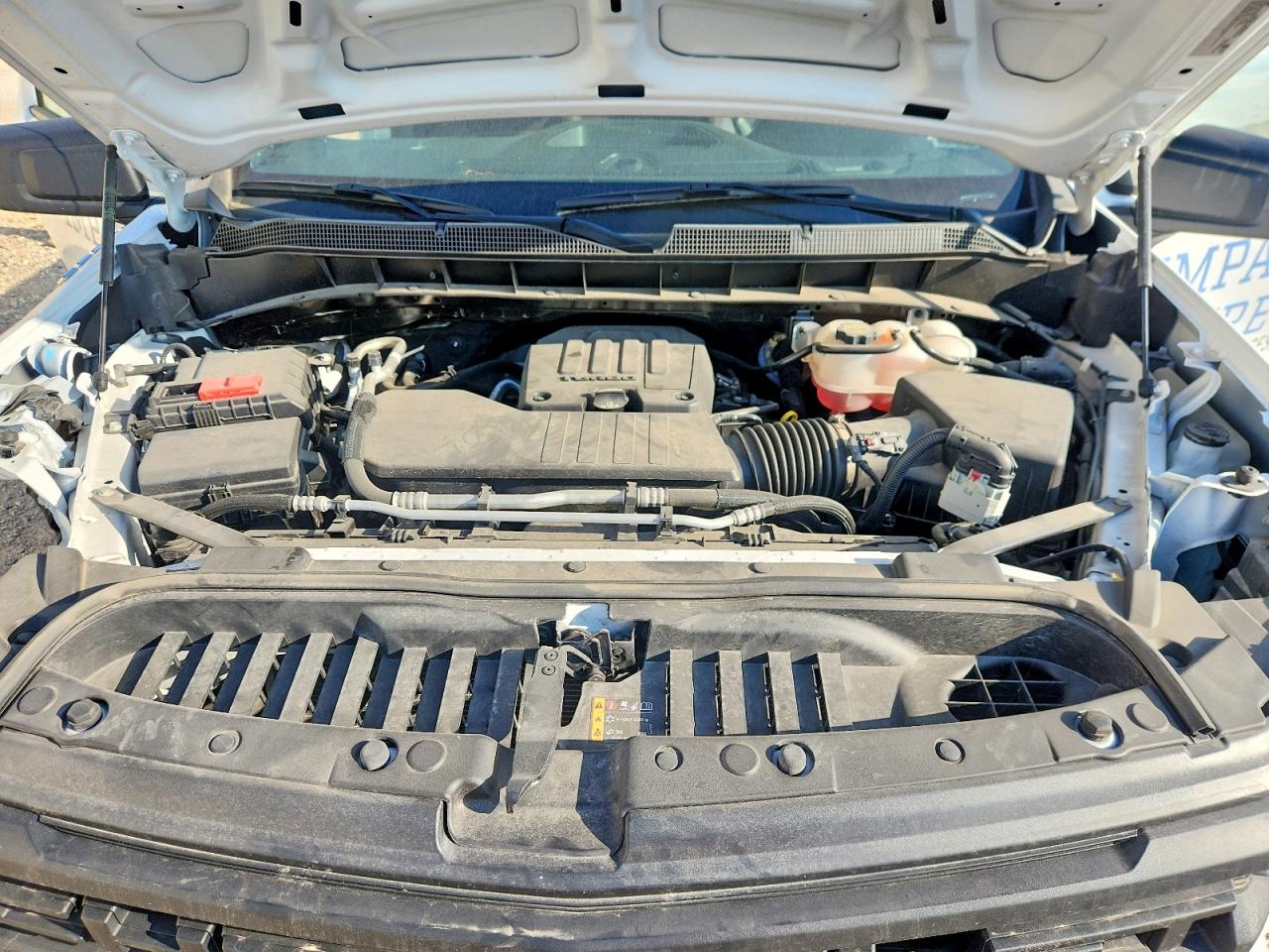 2024 CHEVROLET SILVERADO C1500 photo 11