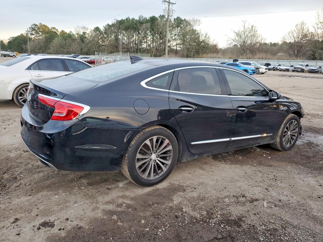 2017 BUICK LACROSSE PREMIUM photo 3