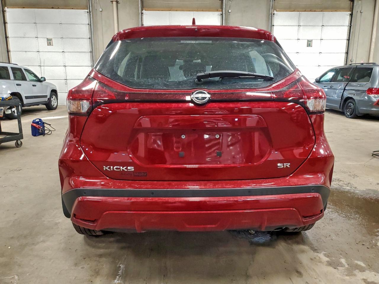2023 NISSAN KICKS SR photo 6