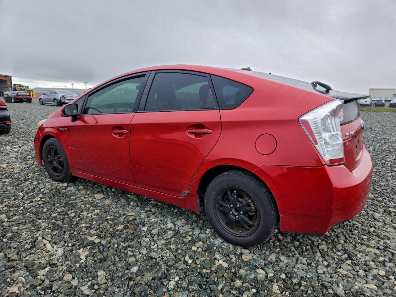 2013 TOYOTA PRIUS photo 2