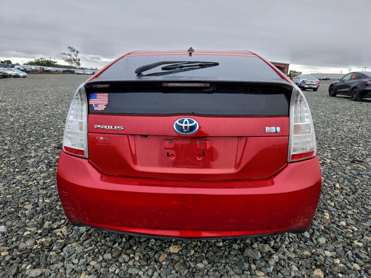 2013 TOYOTA PRIUS photo 6