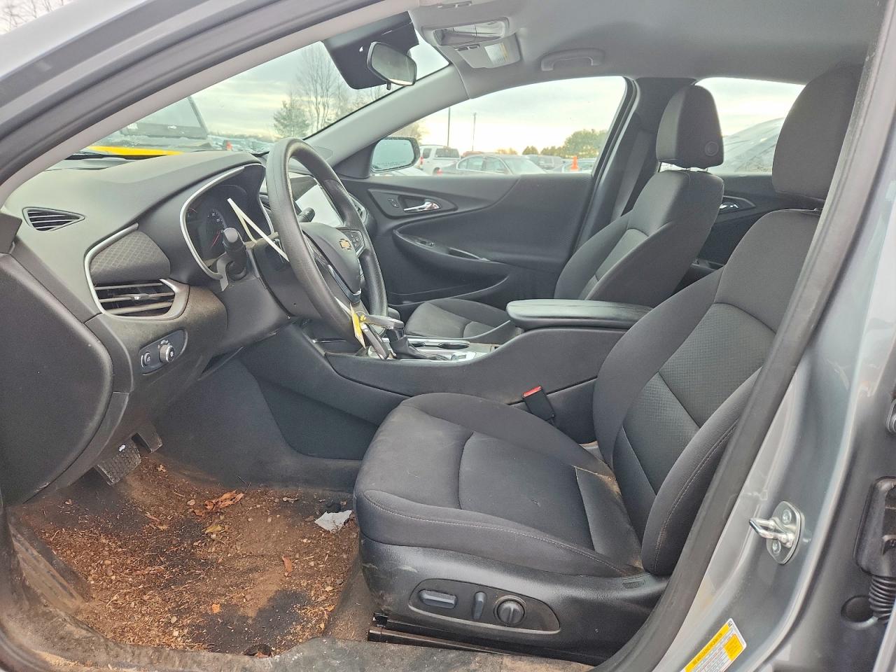 2025 CHEVROLET MALIBU LT photo 13
