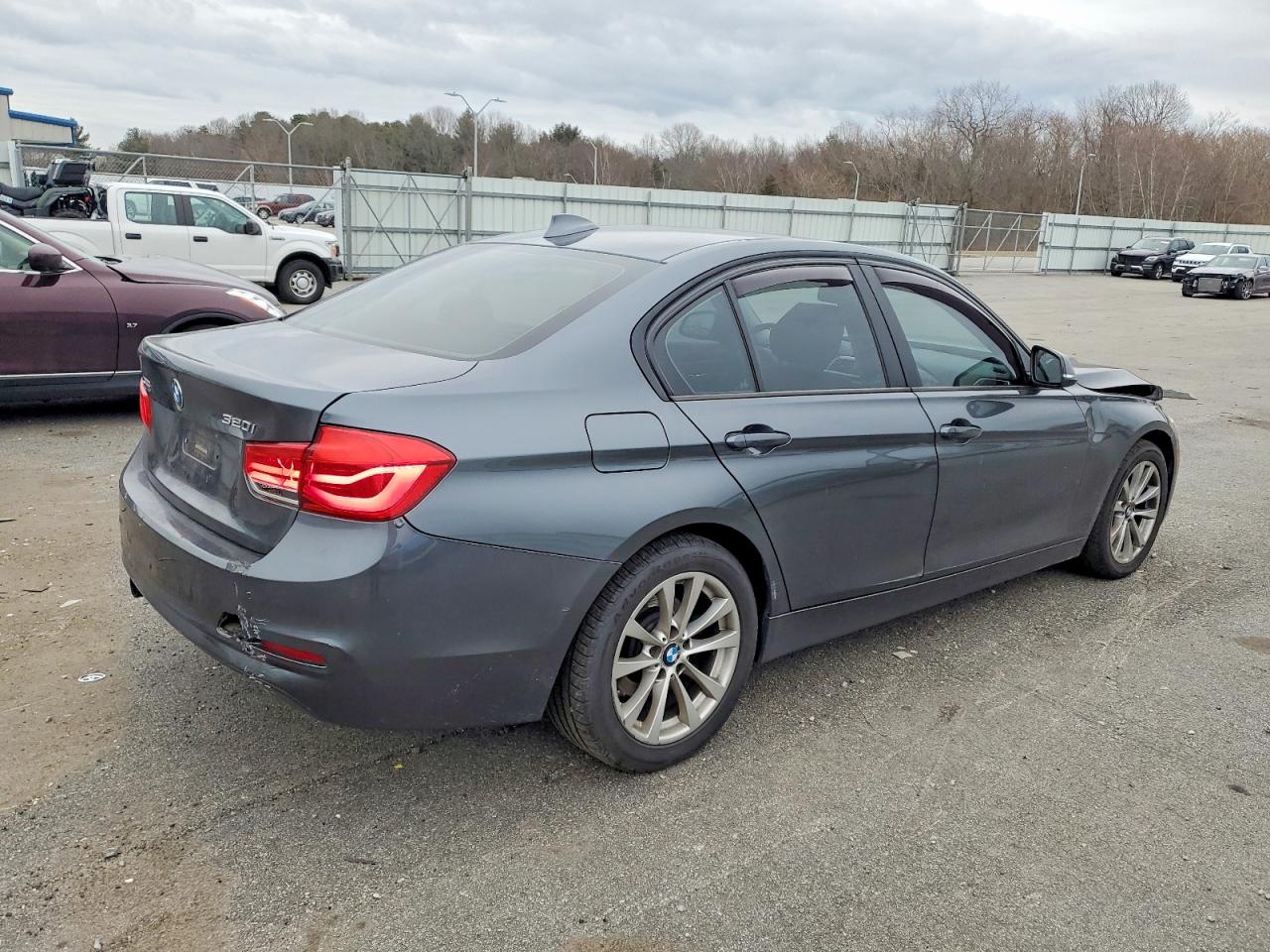 2016 BMW 320 XI photo 3