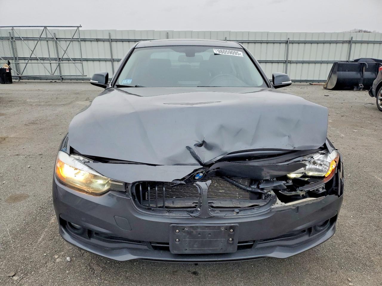 2016 BMW 320 XI photo 5