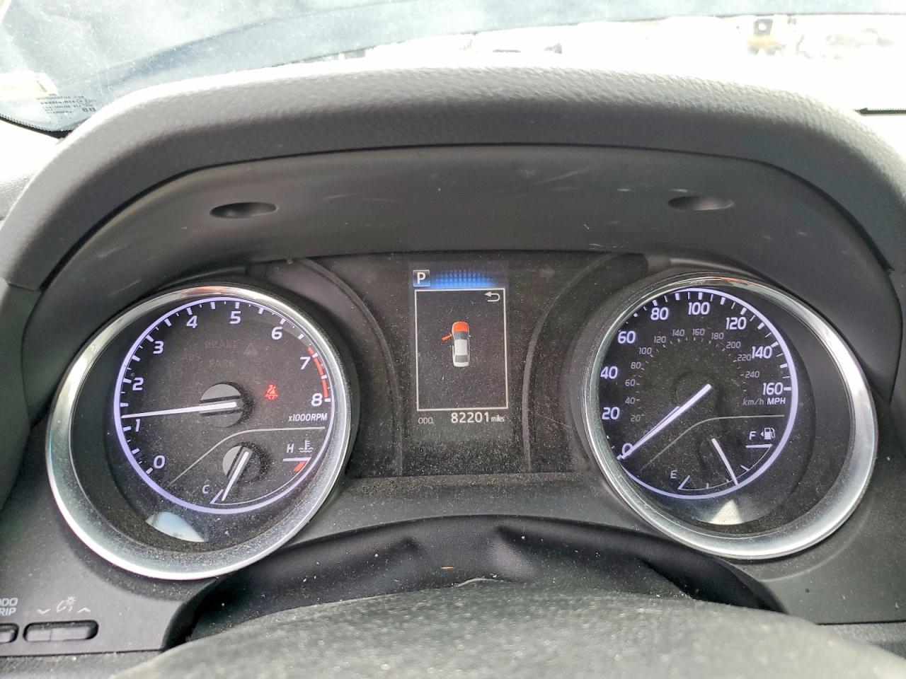 2020 TOYOTA CAMRY SE photo 9