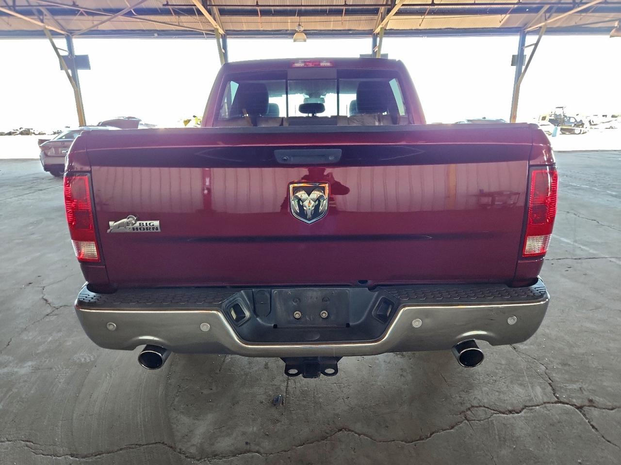 2017 RAM 1500 SLT photo 6