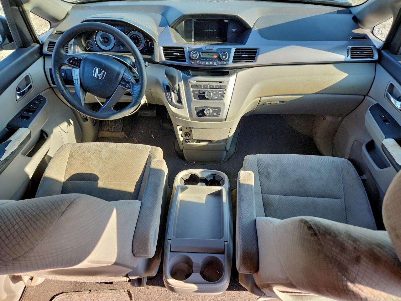 2014 HONDA ODYSSEY LX photo 8