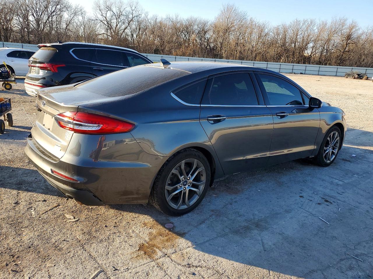 2020 FORD FUSION SEL photo 3