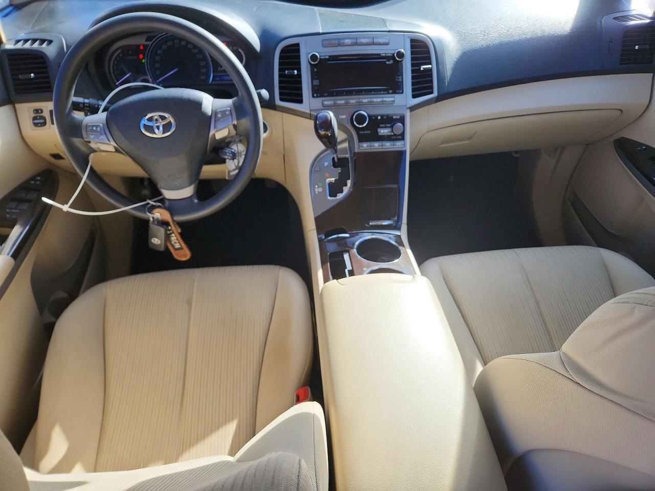 2011 TOYOTA VENZA photo 8