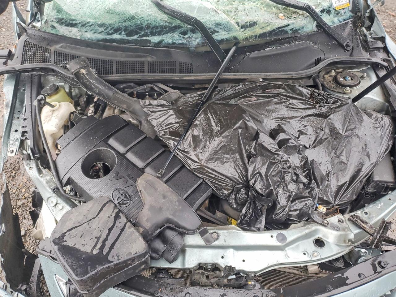 2010 TOYOTA CAMRY BASE photo 11