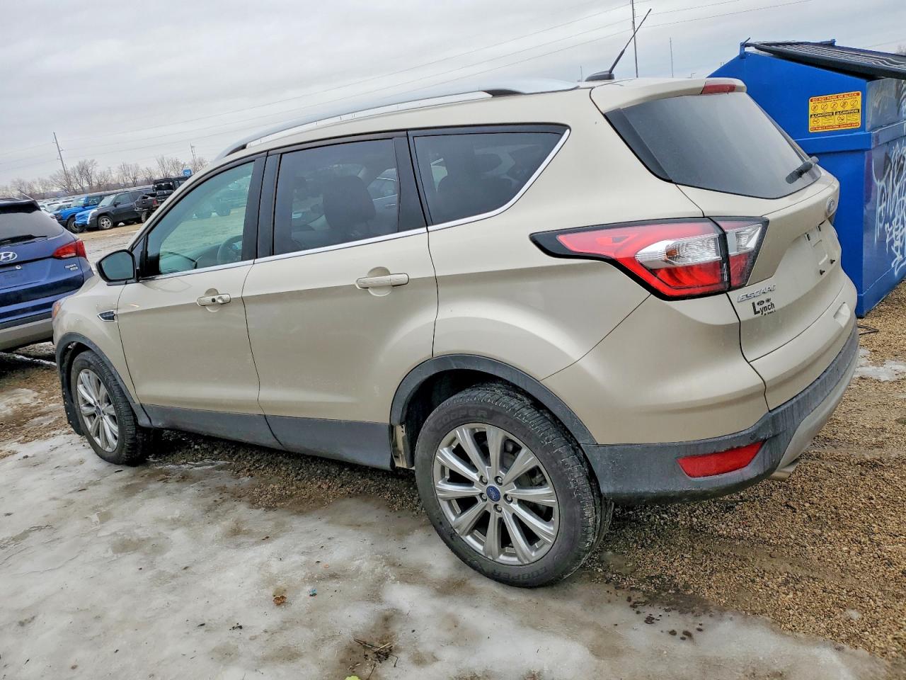 2017 FORD ESCAPE TITANIUM photo 2