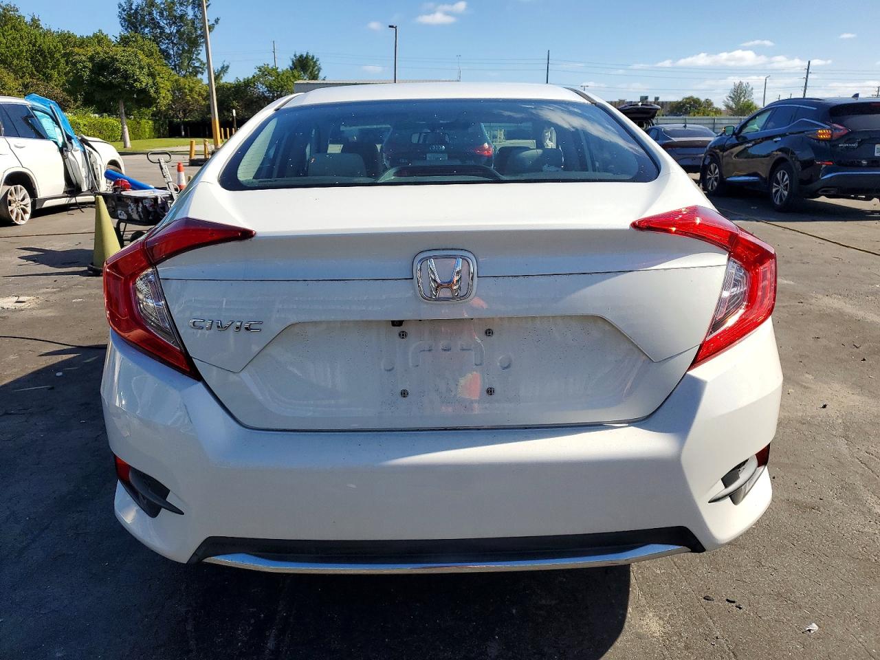 2020 HONDA CIVIC LX photo 11