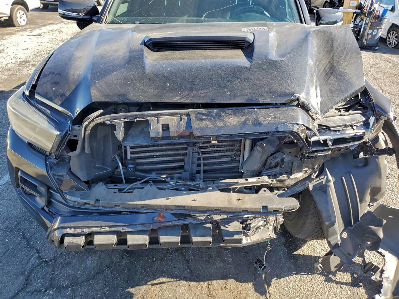 2021 TOYOTA TACOMA DOUBLE CAB photo 11