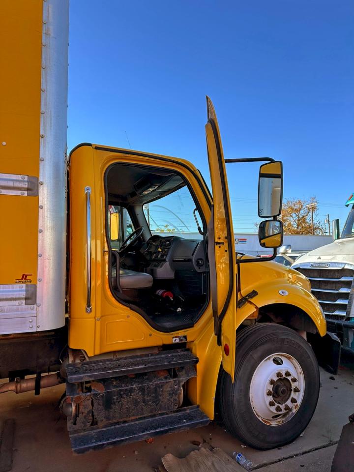 2014 FRHT M2 106 MED photo 10