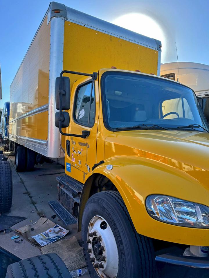 2014 FREIGHTLINER M2 106 MED