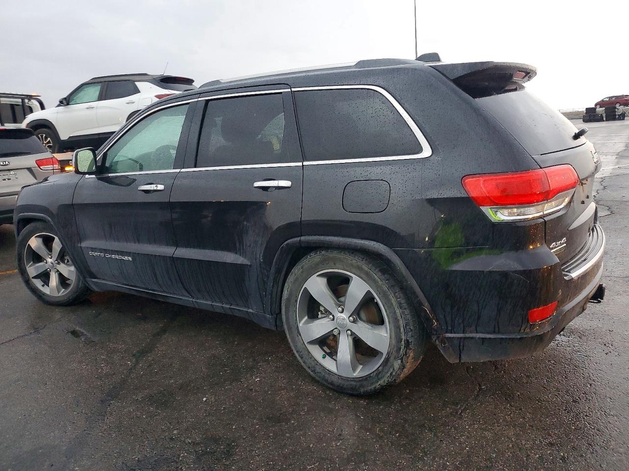2015 JEEP GRAND CHEROKEE OVERLAND photo 2