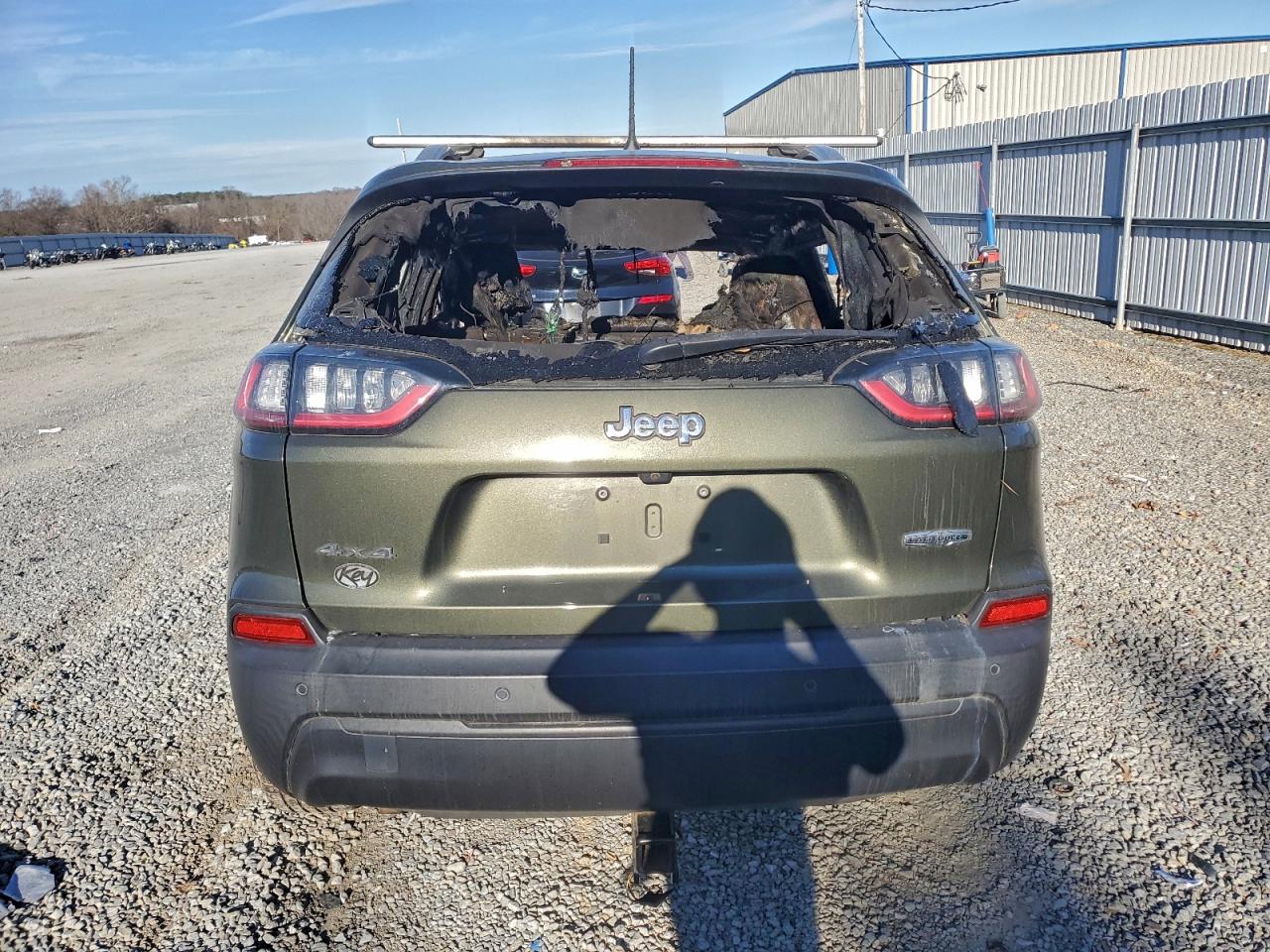 2021 JEEP CHEROKEE LATITUDE PLUS photo 6
