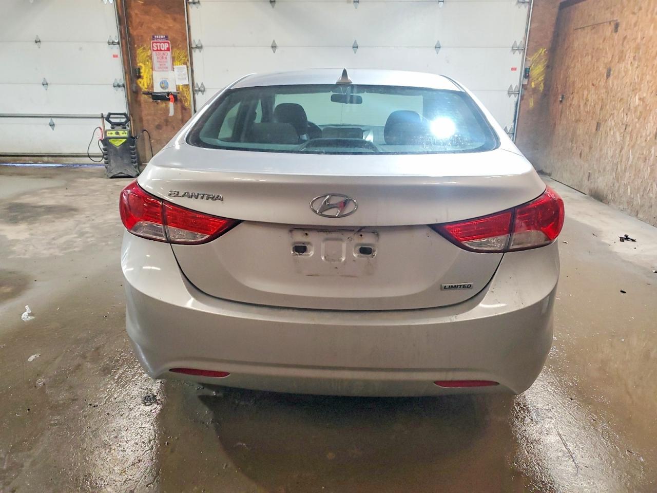2013 HYUNDAI ELANTRA GLS photo 6