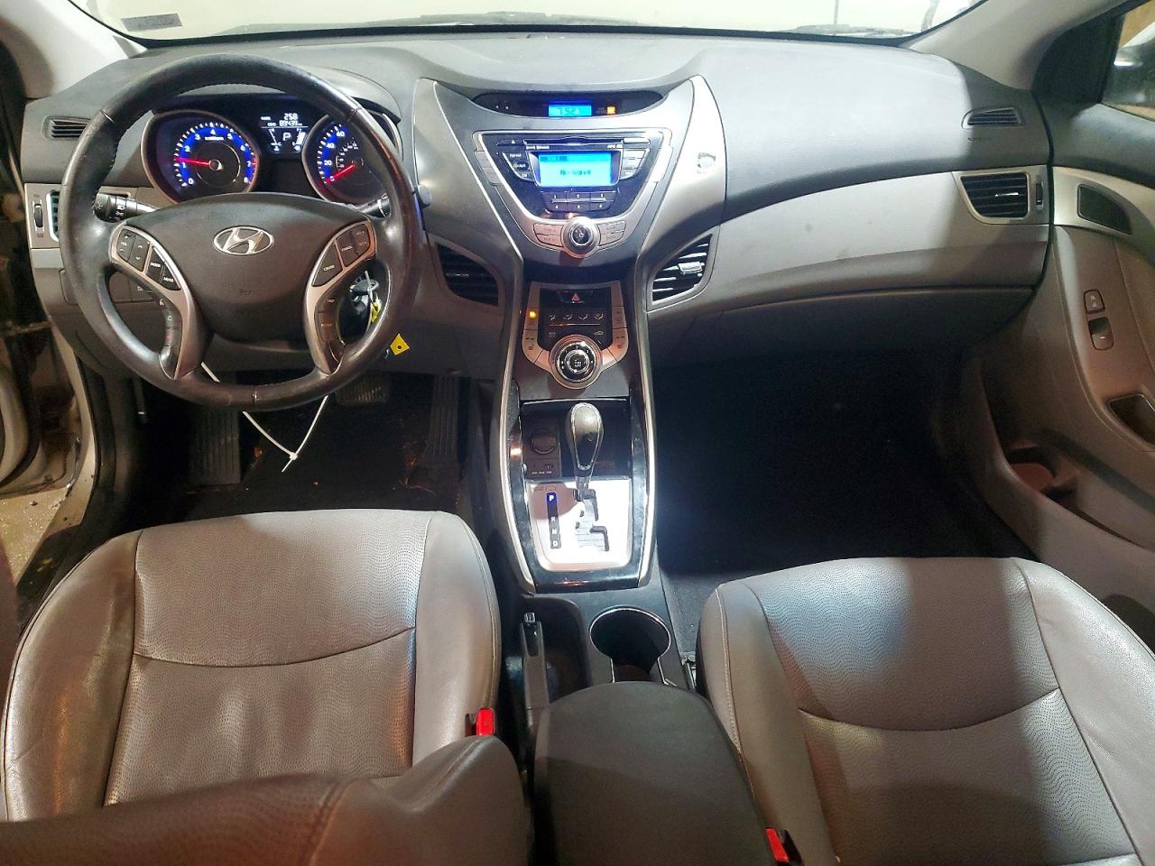 2013 HYUNDAI ELANTRA GLS photo 8