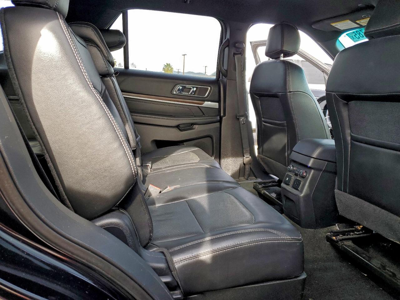 2017 FORD EXPLORER LIMITED photo 11
