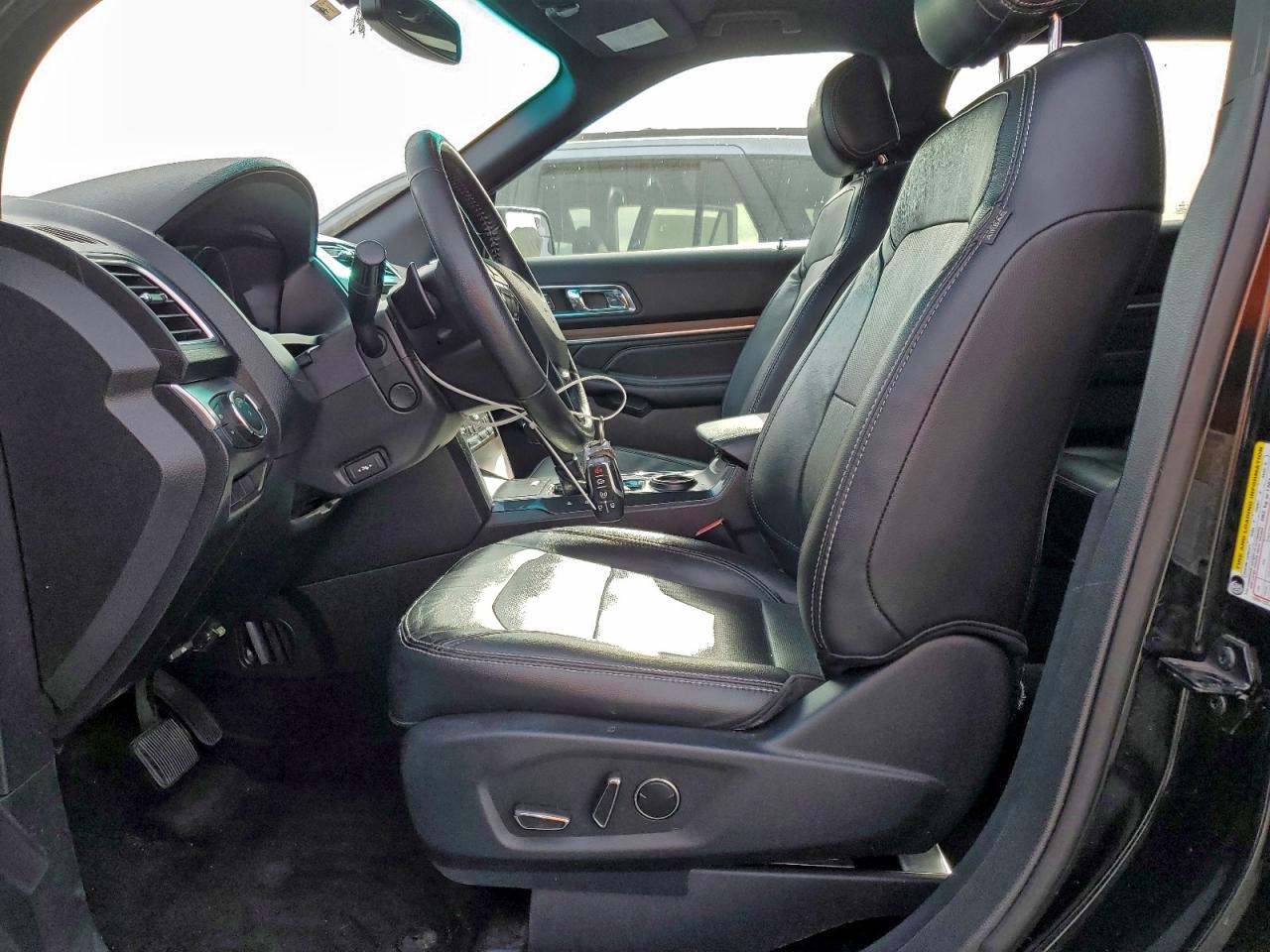 2017 FORD EXPLORER LIMITED photo 7