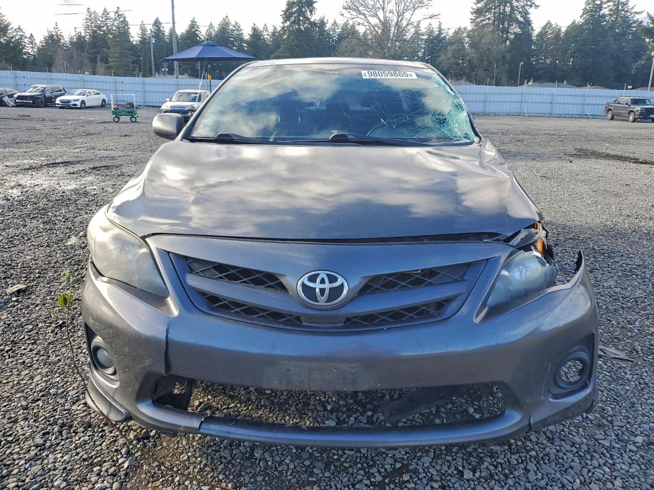 2013 TOYOTA COROLLA BASE photo 5