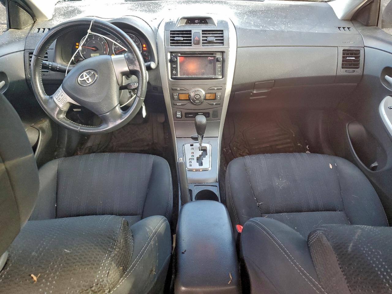 2013 TOYOTA COROLLA BASE photo 8