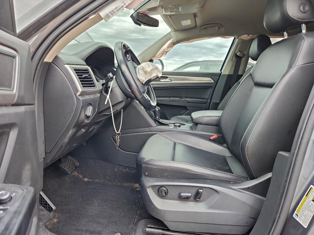 2018 VOLKSWAGEN ATLAS SE photo 7