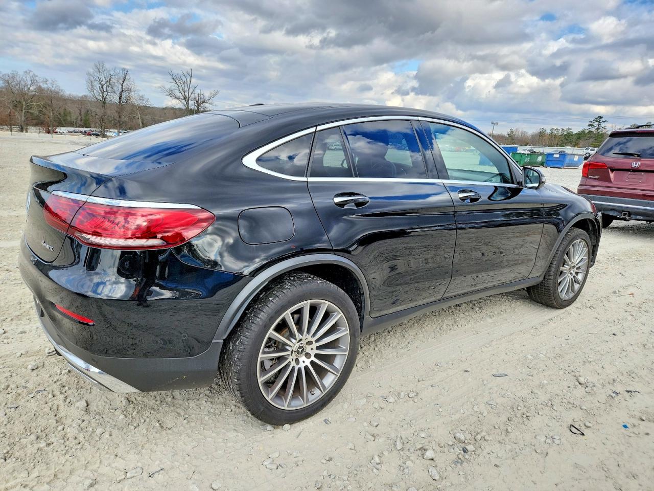 2021 MERCEDES-BENZ GLC COUPE 300 4MATIC photo 5