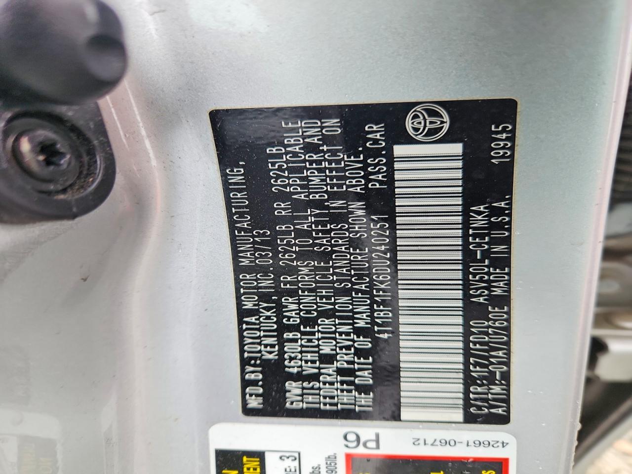 2013 TOYOTA CAMRY L photo 25