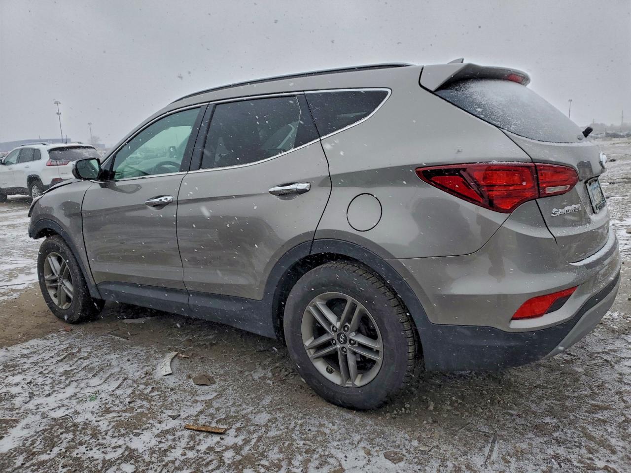 2018 HYUNDAI SANTA FE SPORT photo 2